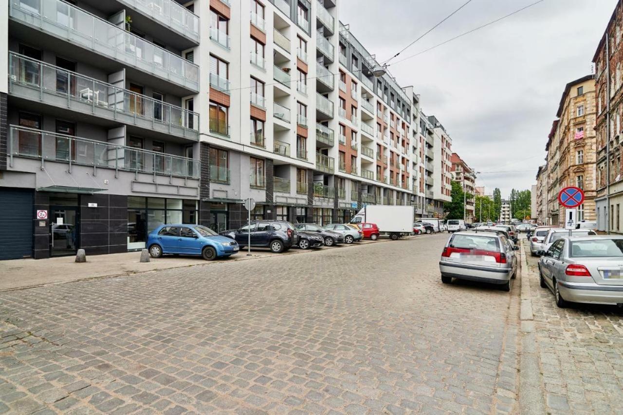 Green Terrace Centrum Apartment Wroclaw Bagian luar foto